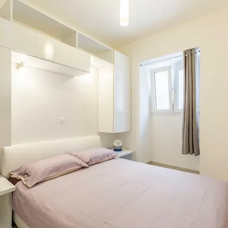 Delux Apartment